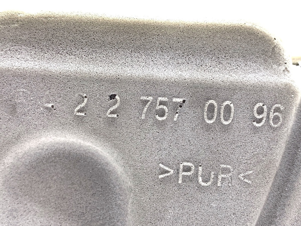 STARK-889707-6