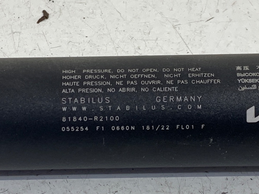 STARK-944316-2
