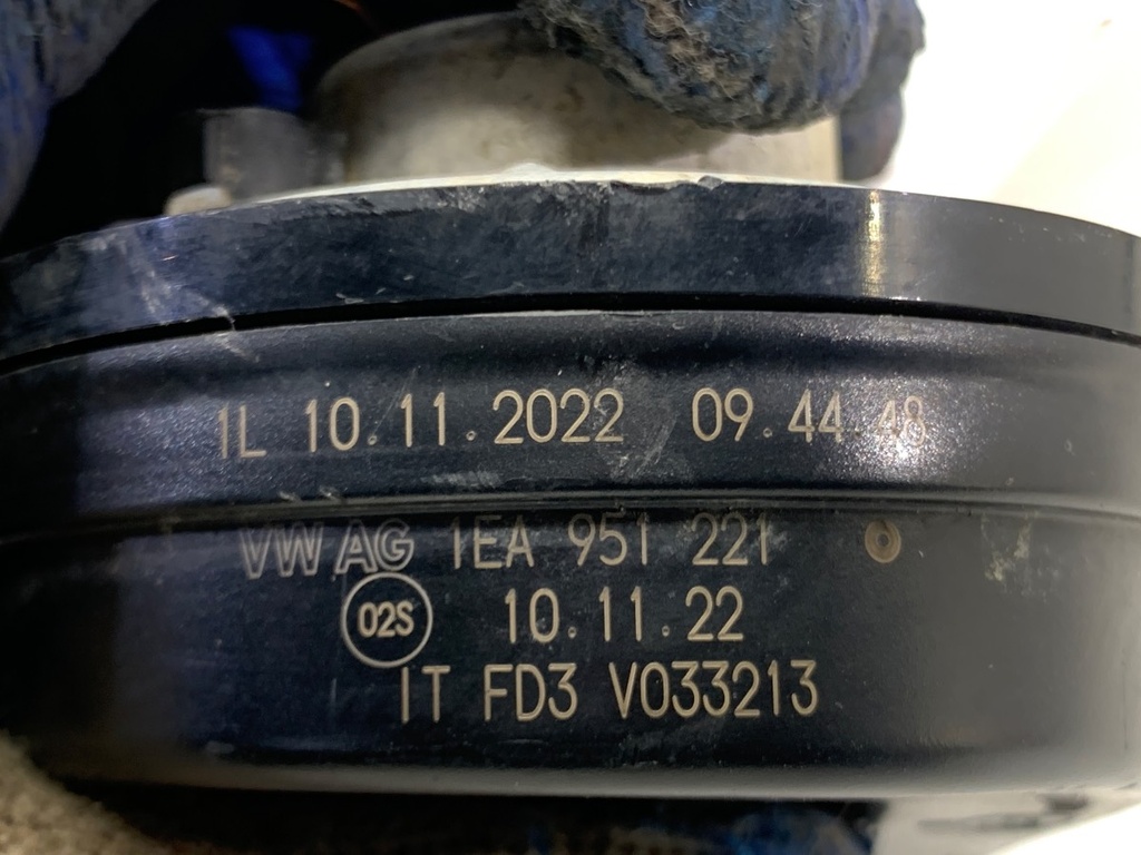 STARK-890077-4