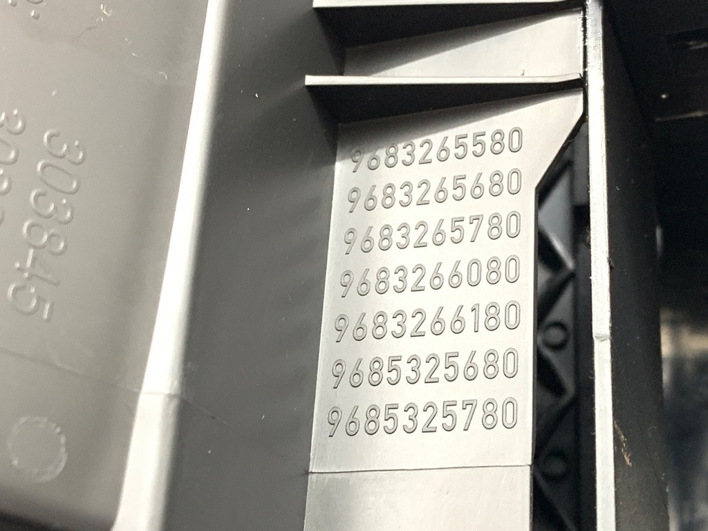 STARK-947225-3