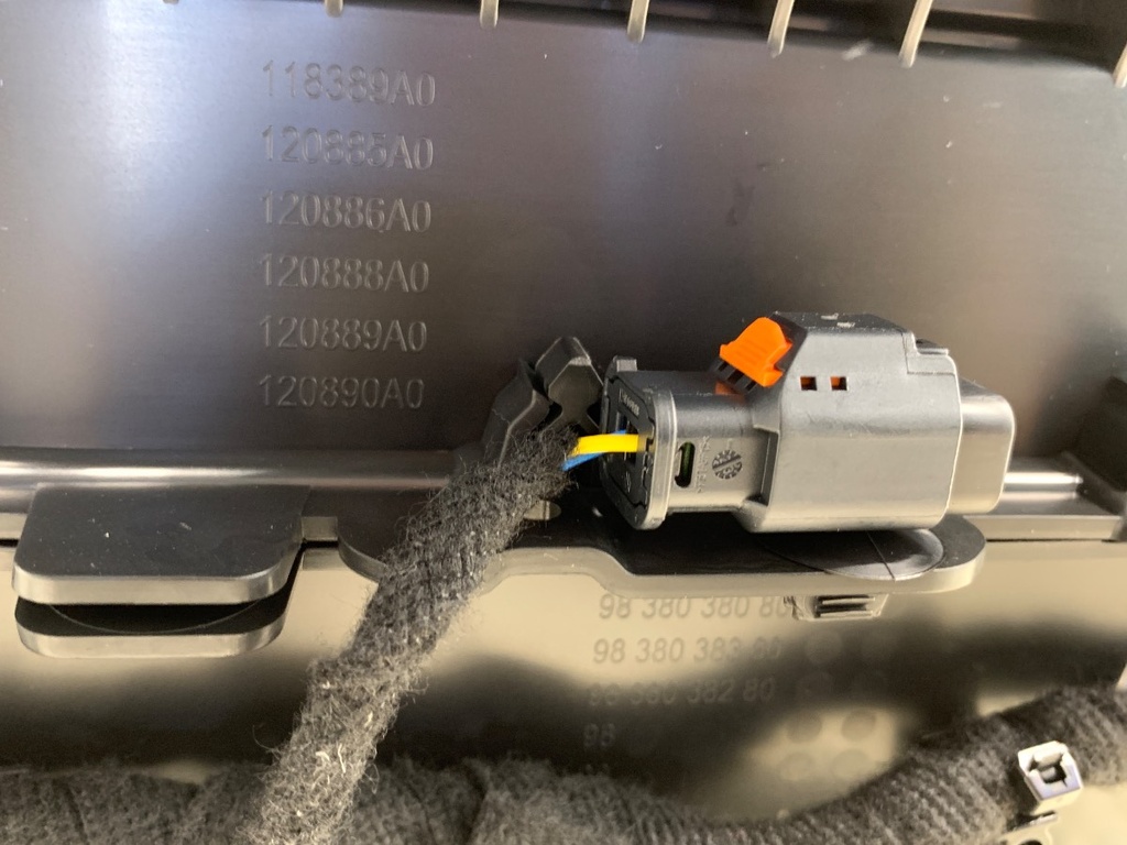 STARK-938529-6