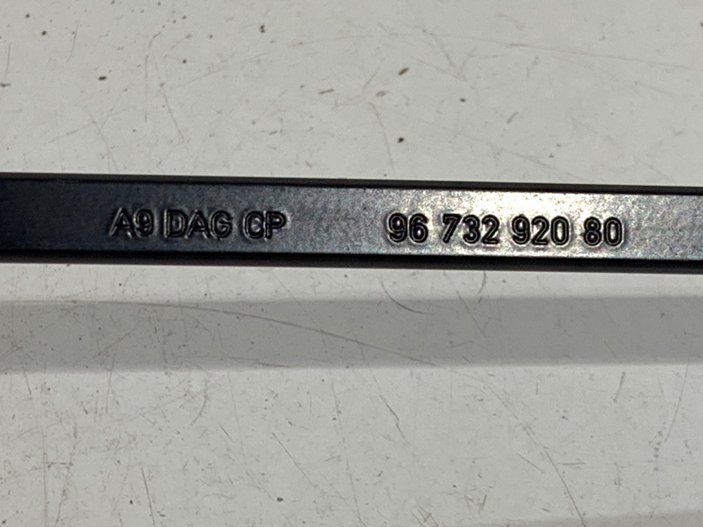 STARK-941272-6
