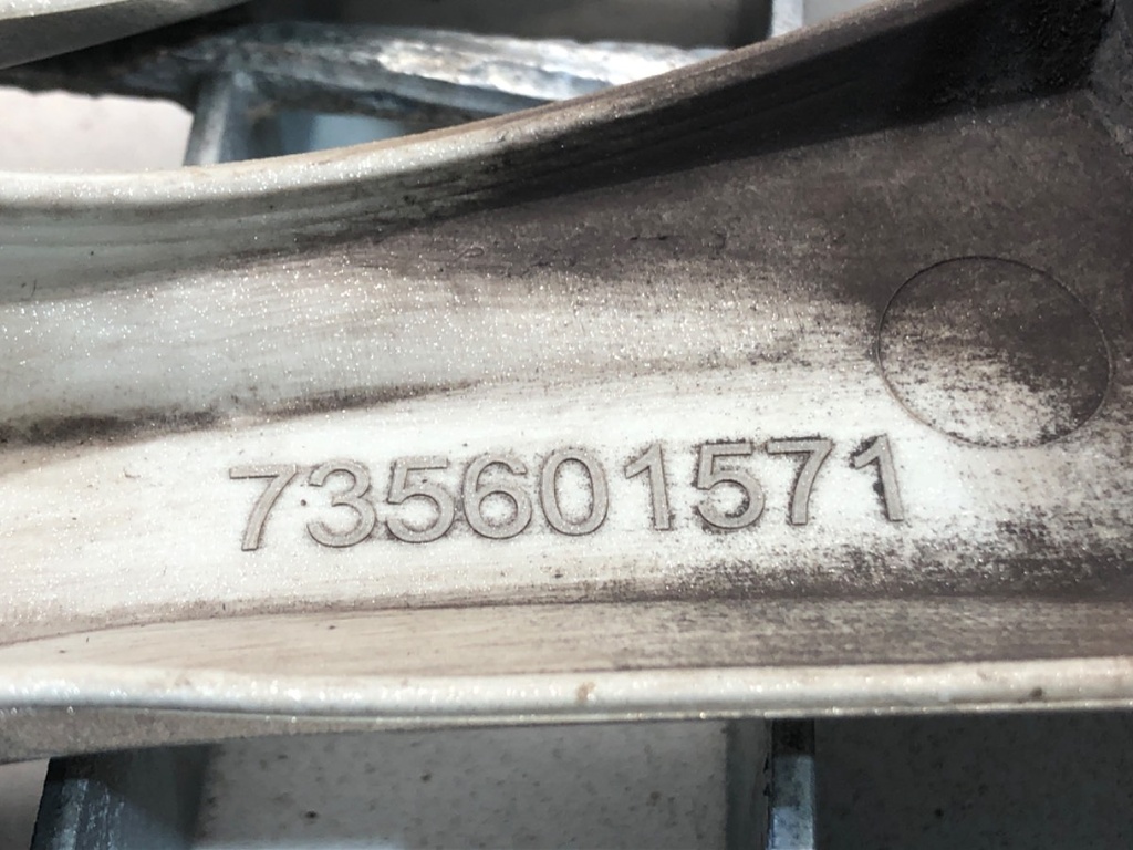 STARK-890685-2