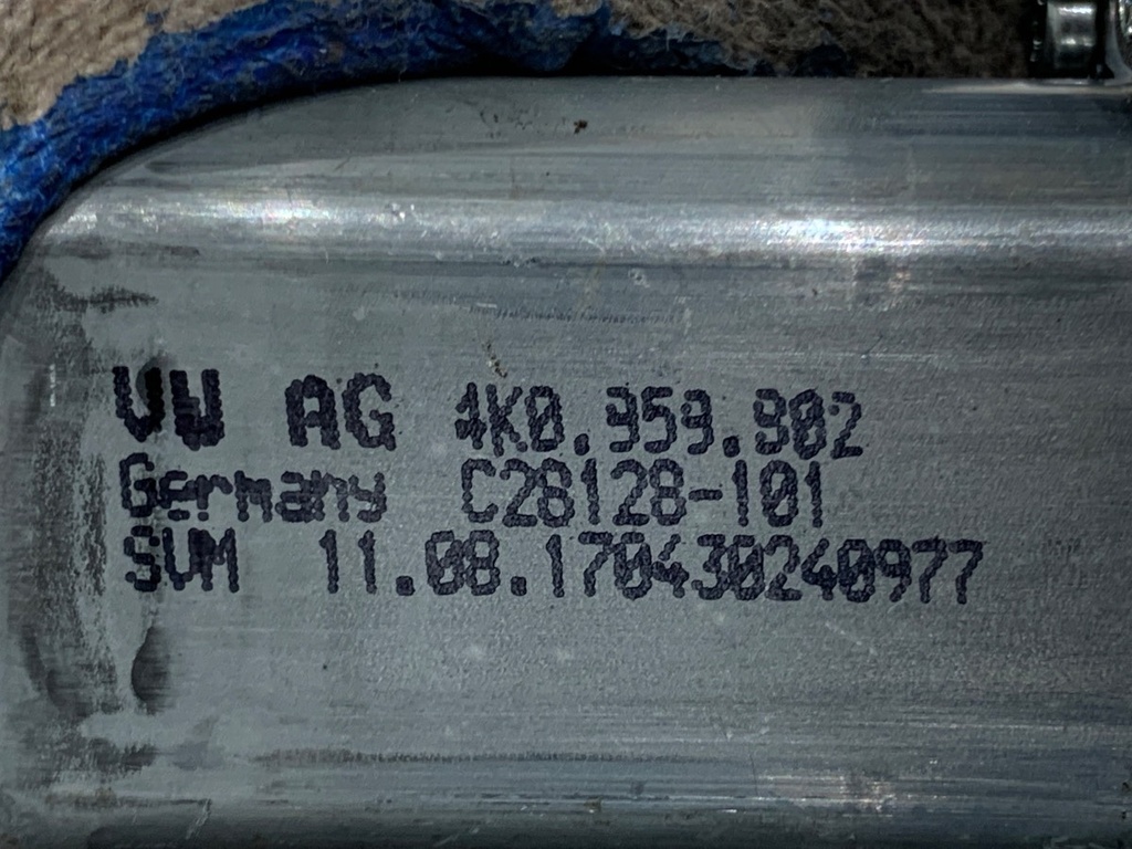 STARK-947964-4