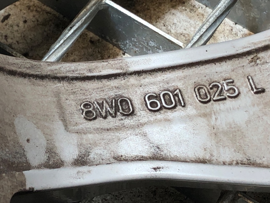 STARK-779124-4