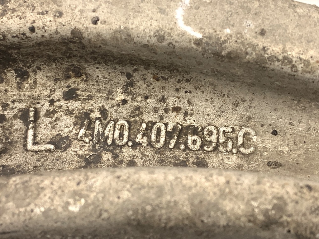 STARK-798087-4