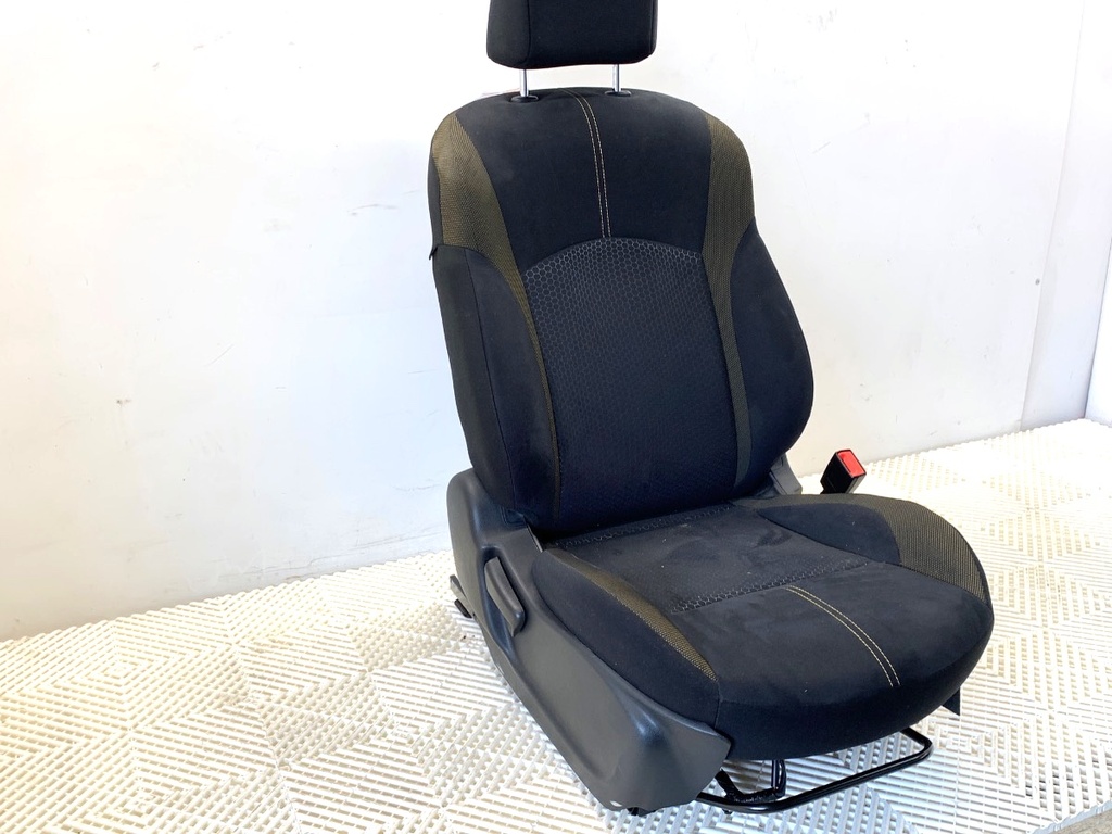 STARK-889932-1