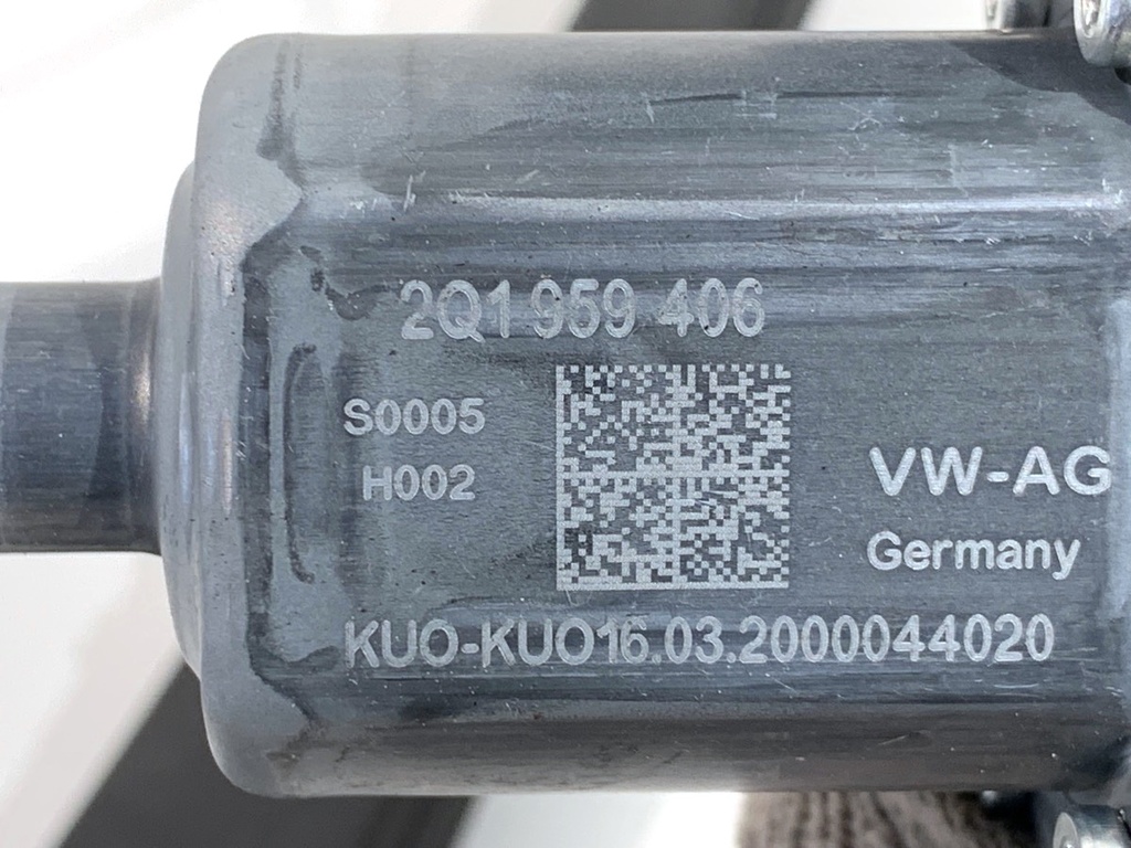 STARK-890987-4