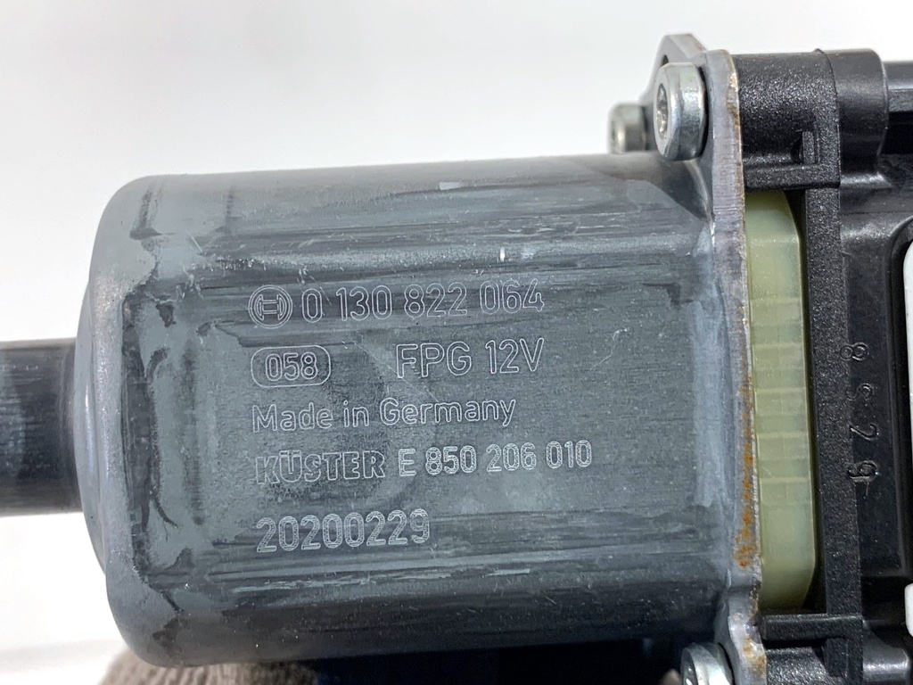 STARK-890987-5