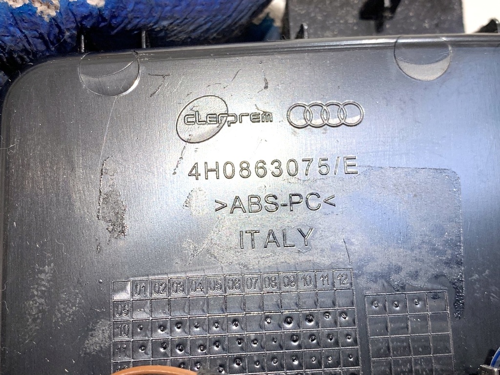 STARK-892293-4
