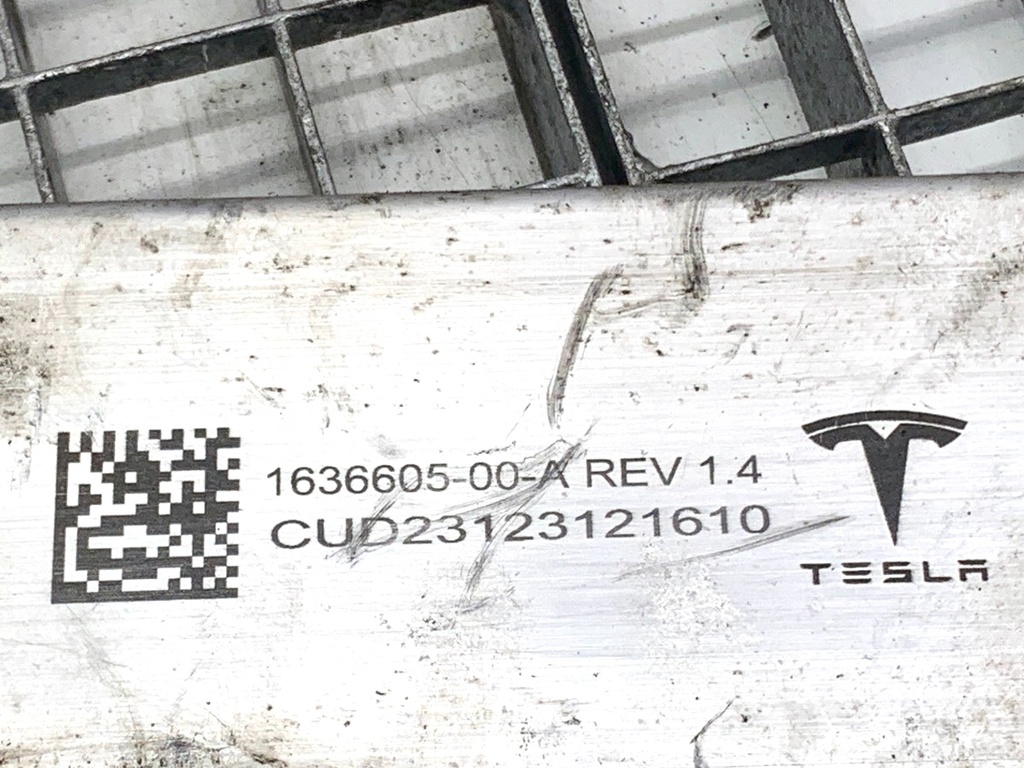 STARK-879381-3