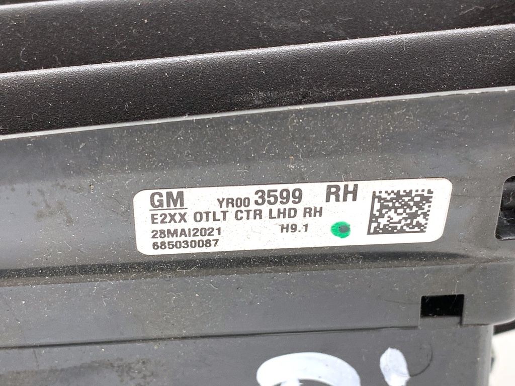 STARK-915568-4