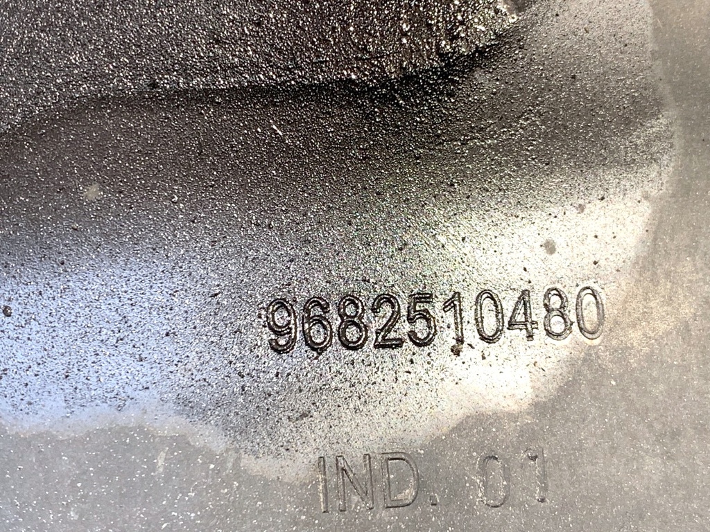 STARK-882504-4