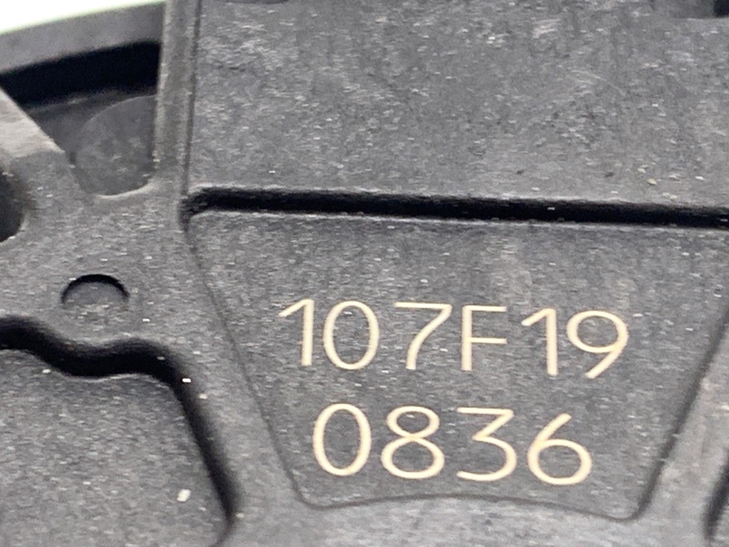 STARK-889969-4