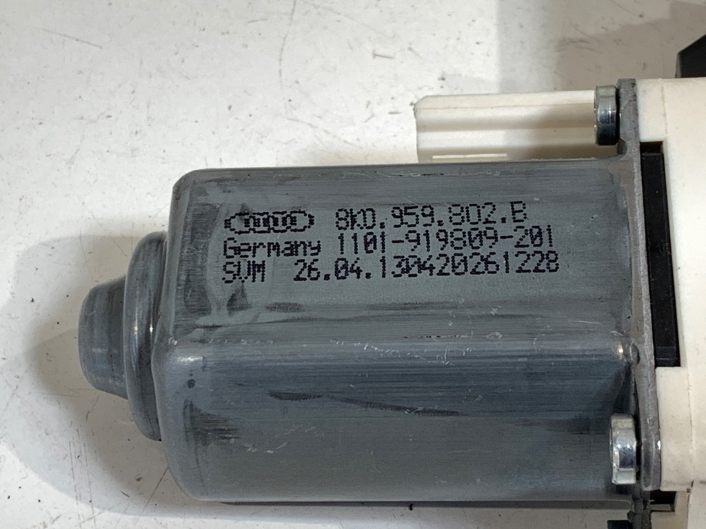 STARK-928314-4
