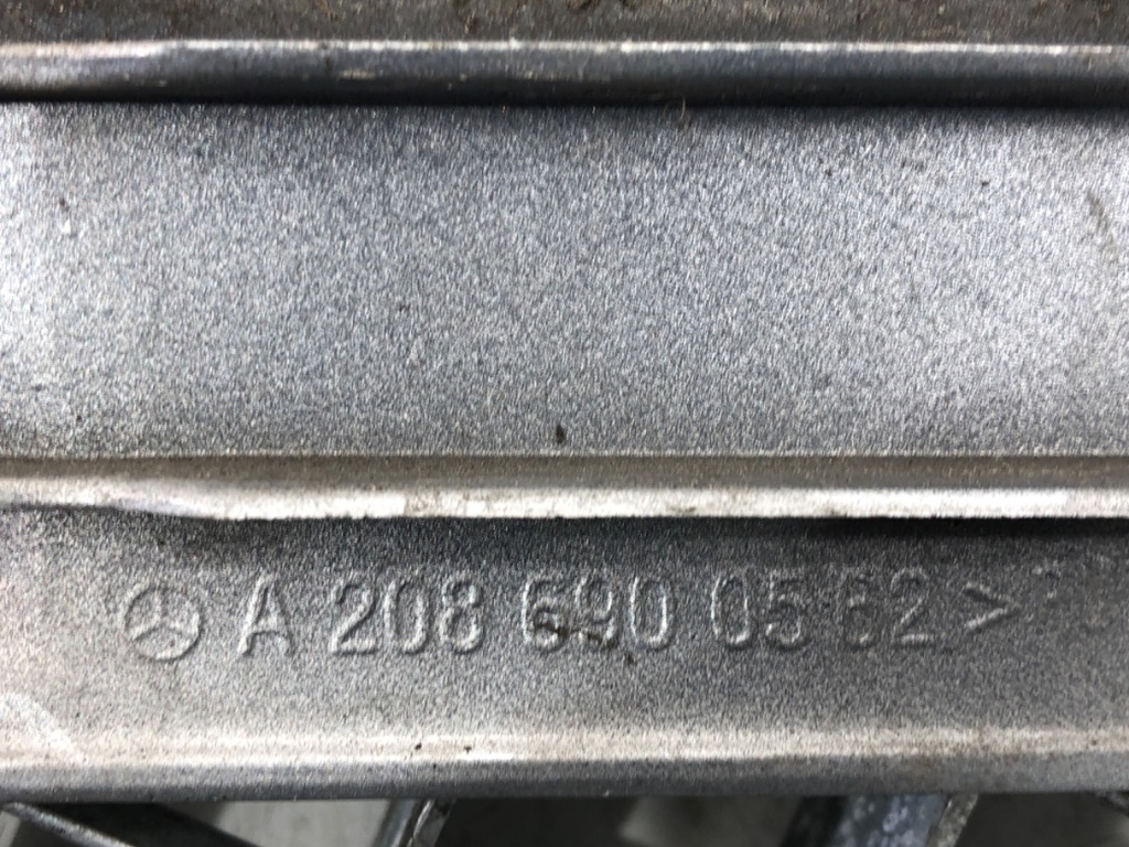 STARK-471242-3