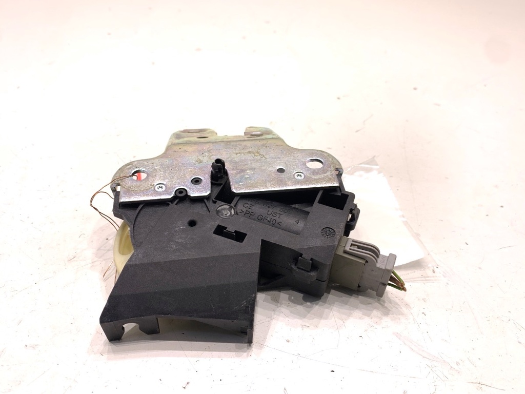 STARK-839429-1