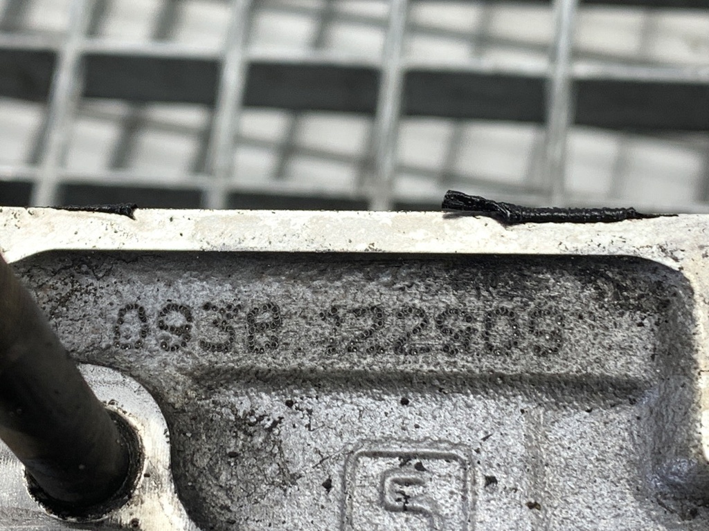 STARK-950889-6