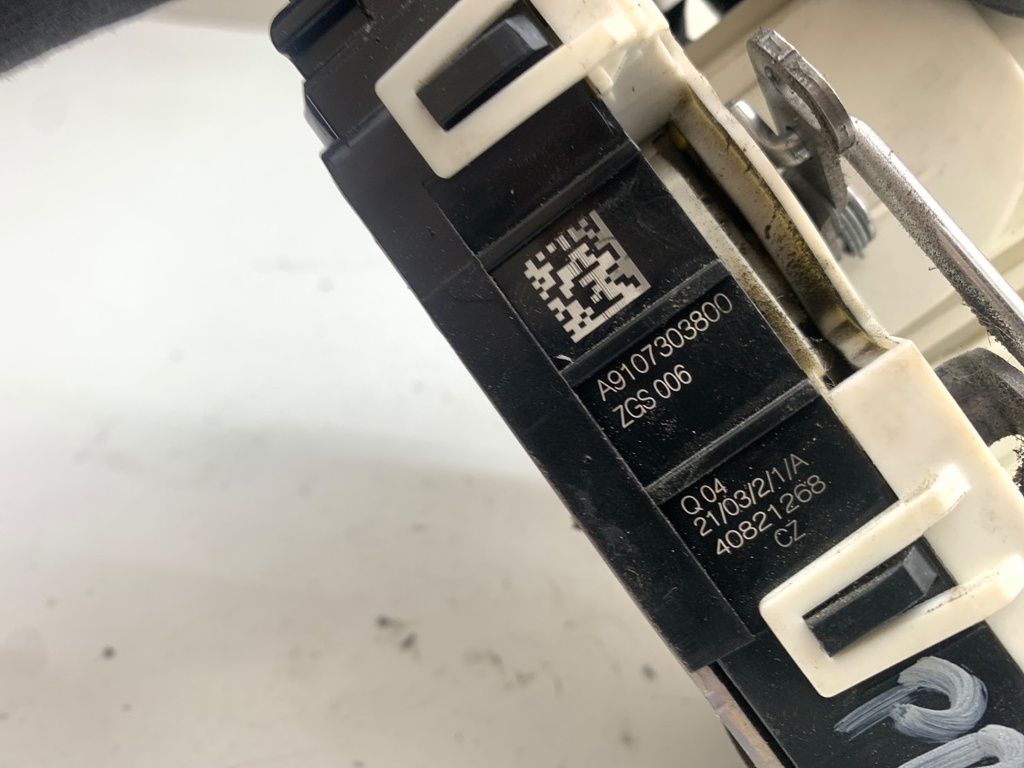 STARK-950280-4
