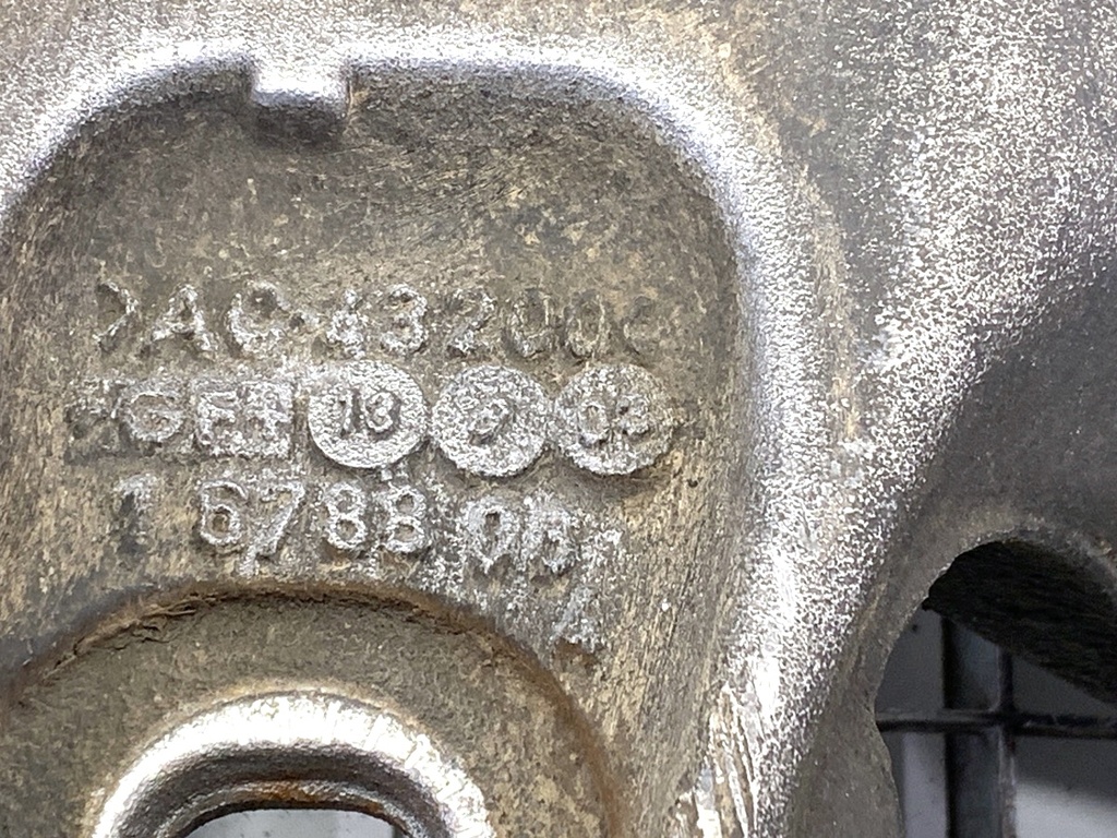 STARK-870864-4