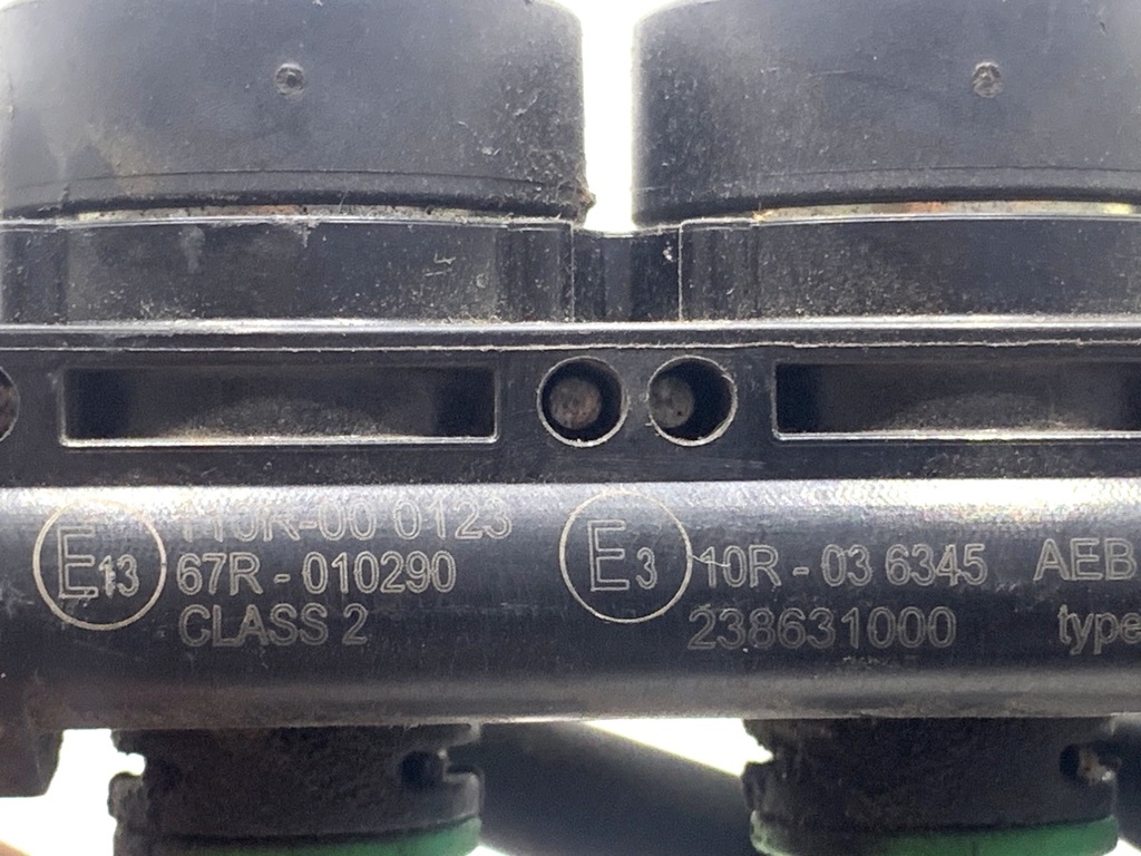STARK-911863-4