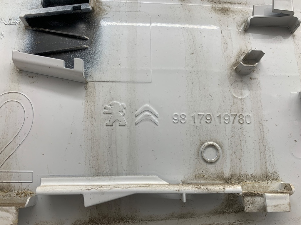 STARK-927621-3