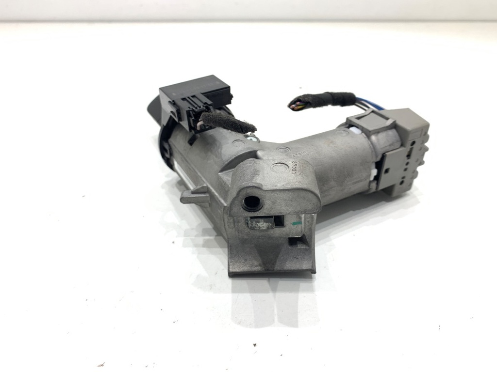 STARK-930140-2