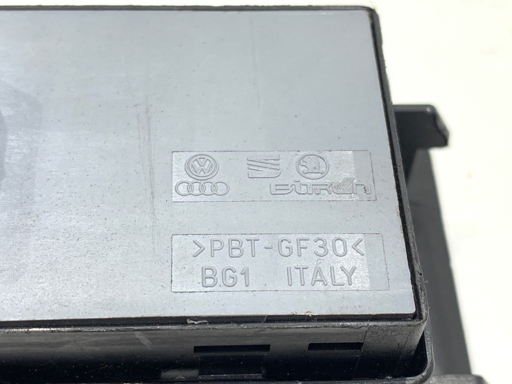 STARK-930883-5