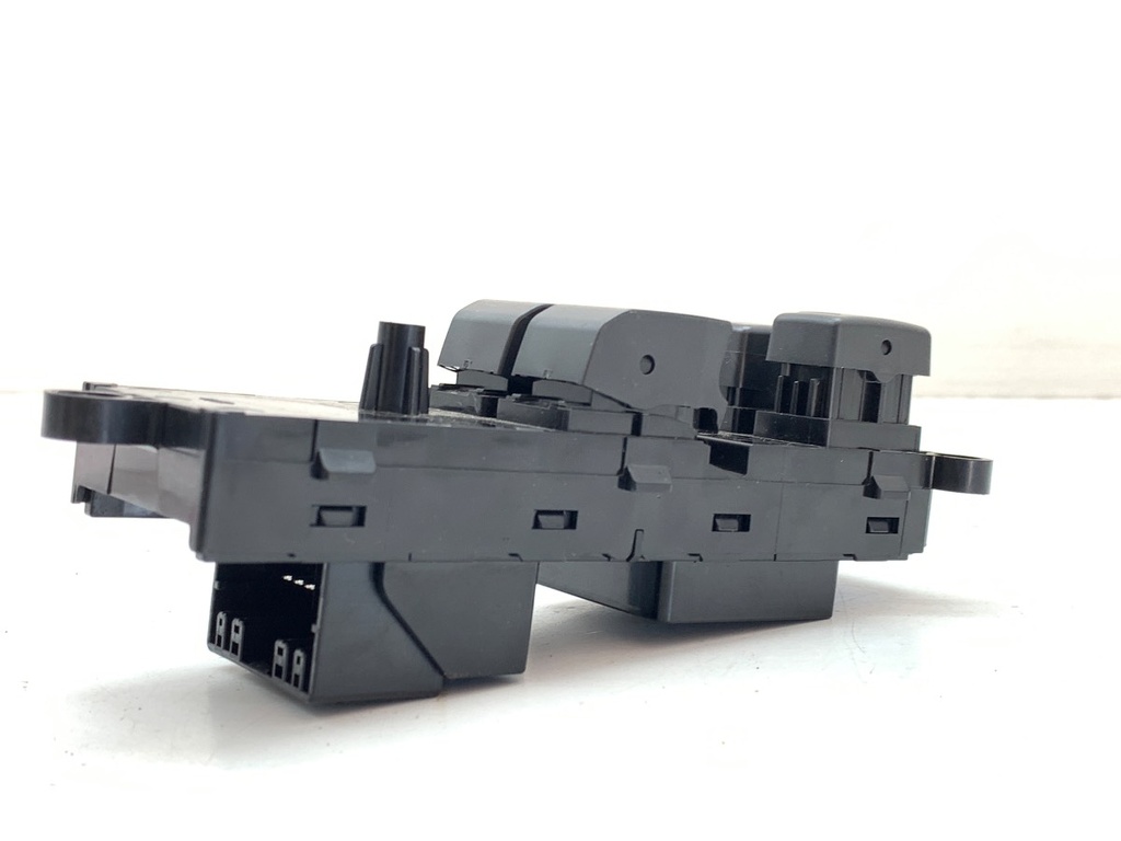 STARK-934704-1