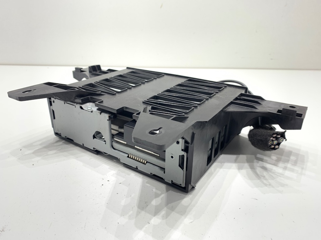 STARK-798746-2