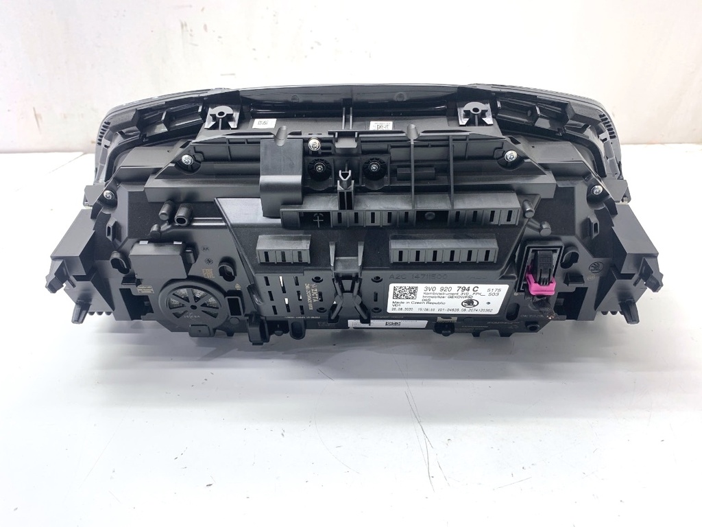 STARK-840237-2