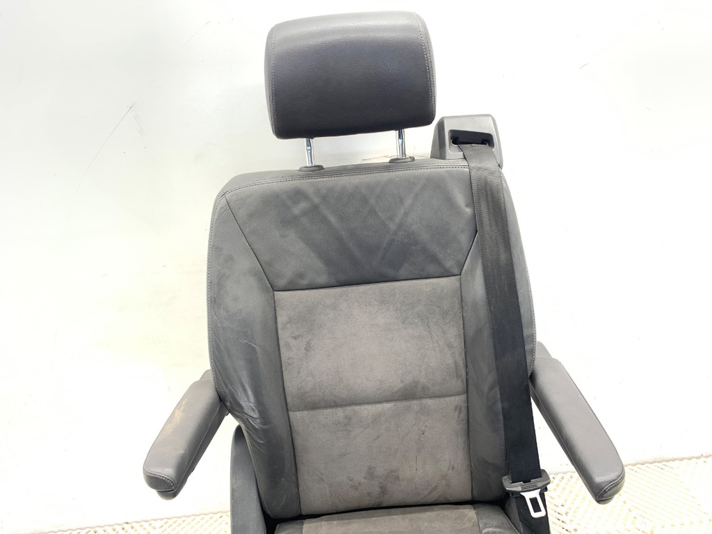 STARK-859652-1