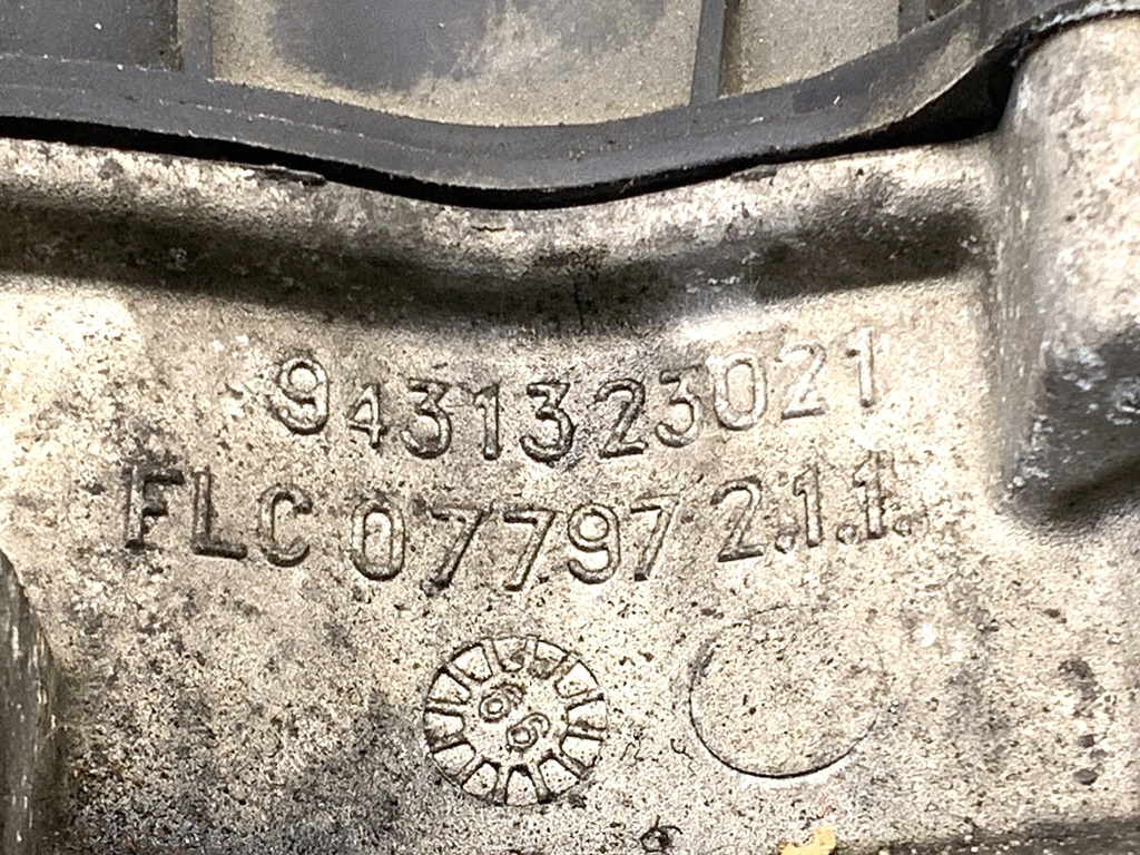 STARK-879076-5