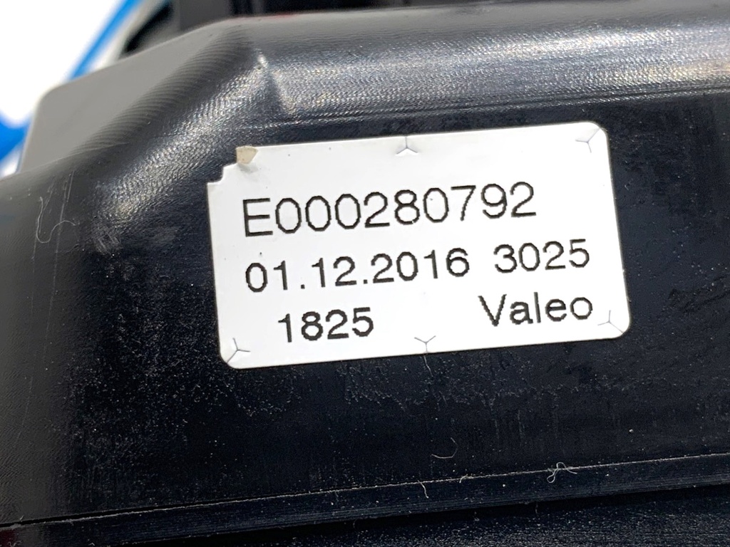 STARK-879986-2