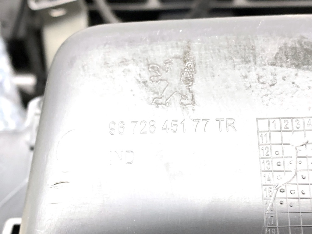 STARK-743832-4