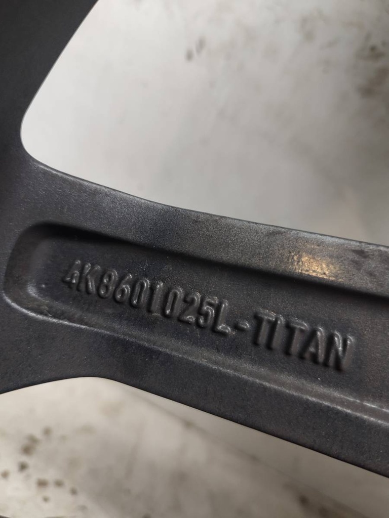 STARK-775058-4