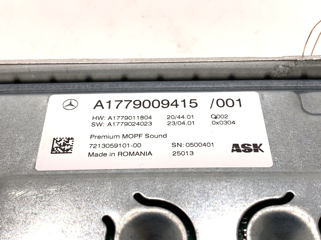 STARK-796352-3