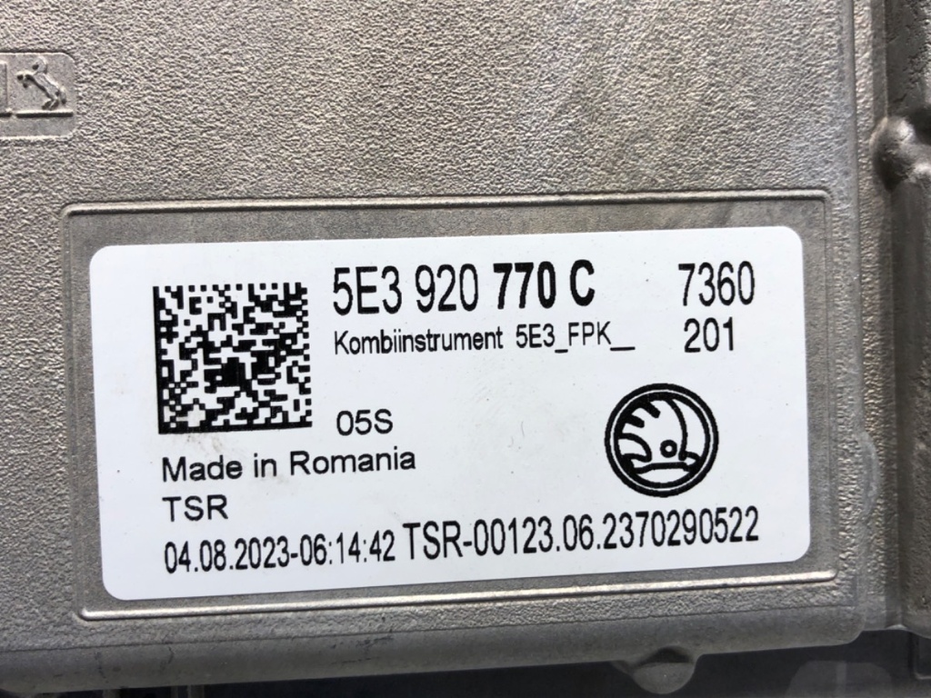STARK-883762-3