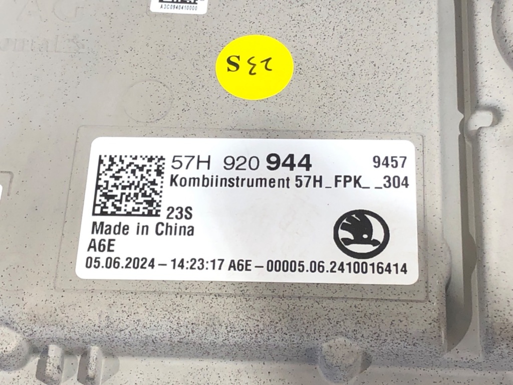 STARK-716609-3