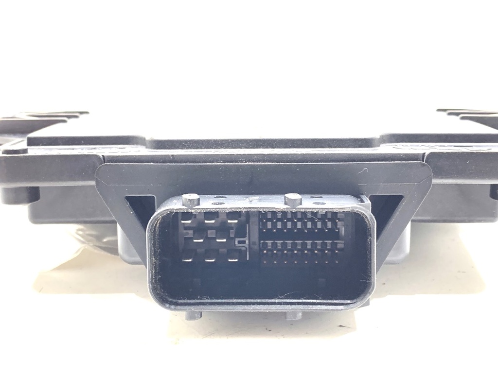 STARK-890857-2