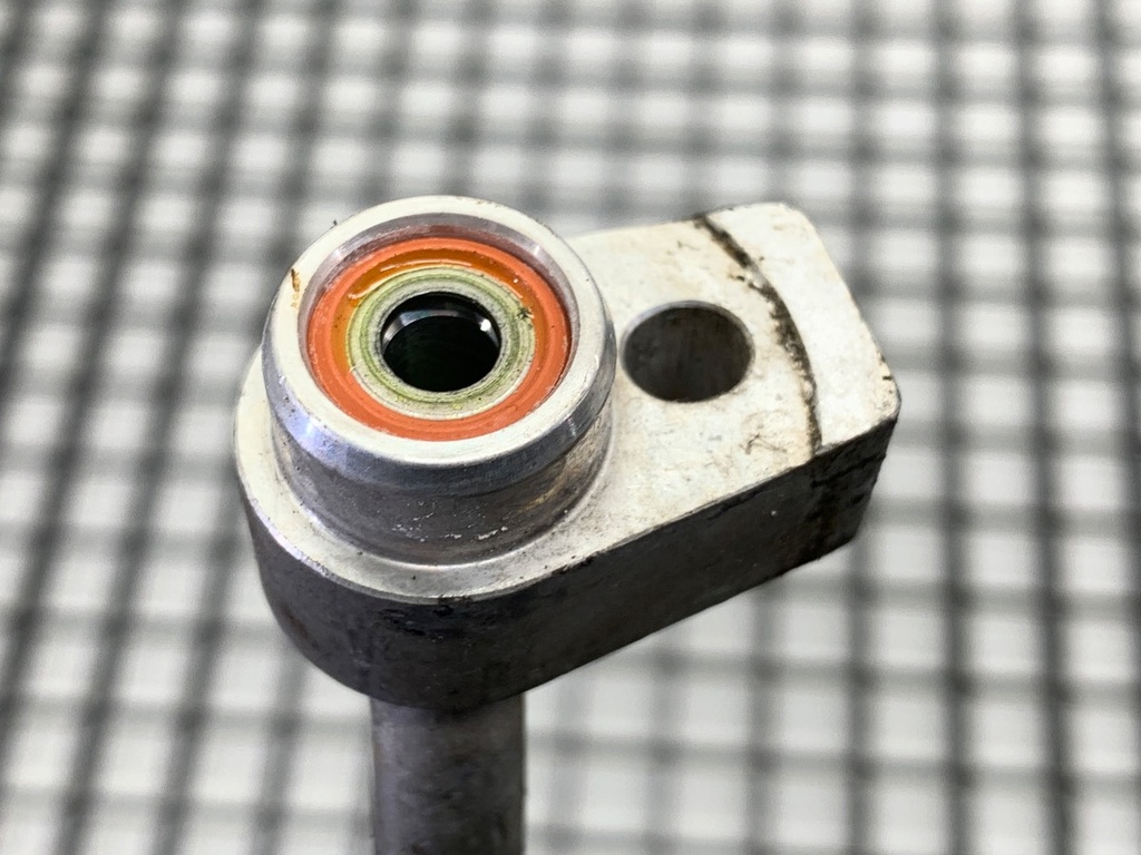 STARK-831089-1