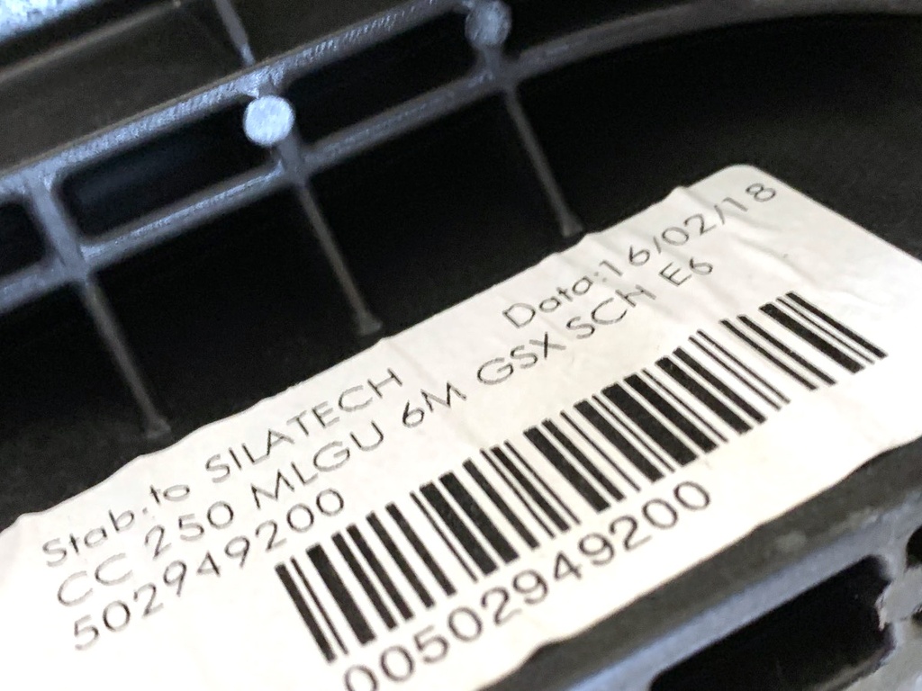 STARK-833066-4