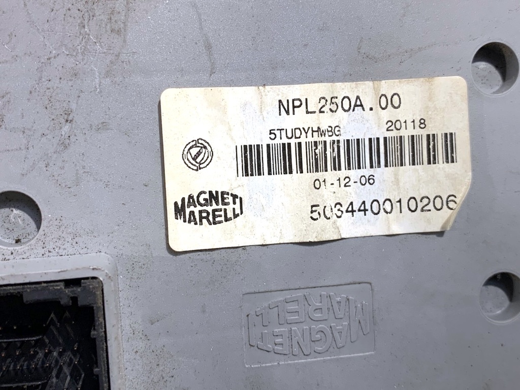 STARK-909633-4