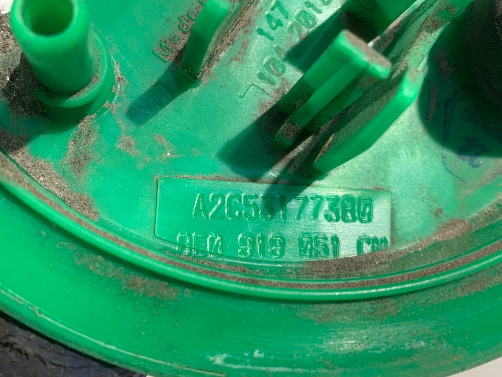 STARK-929389-3