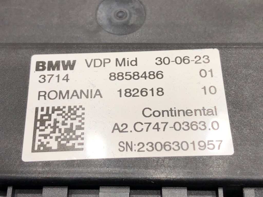 STARK-878858-2