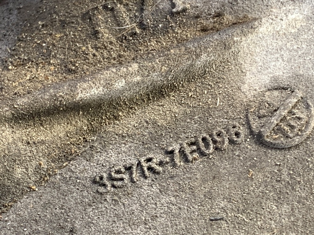 STARK-929967-5