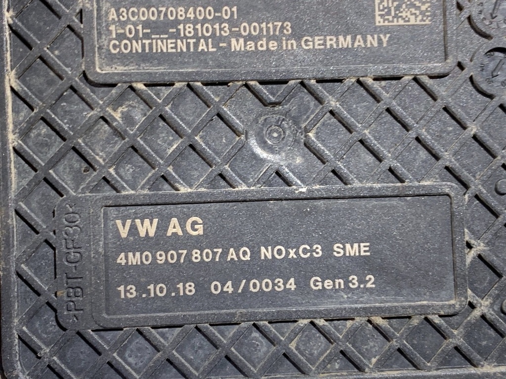 STARK-834677-4
