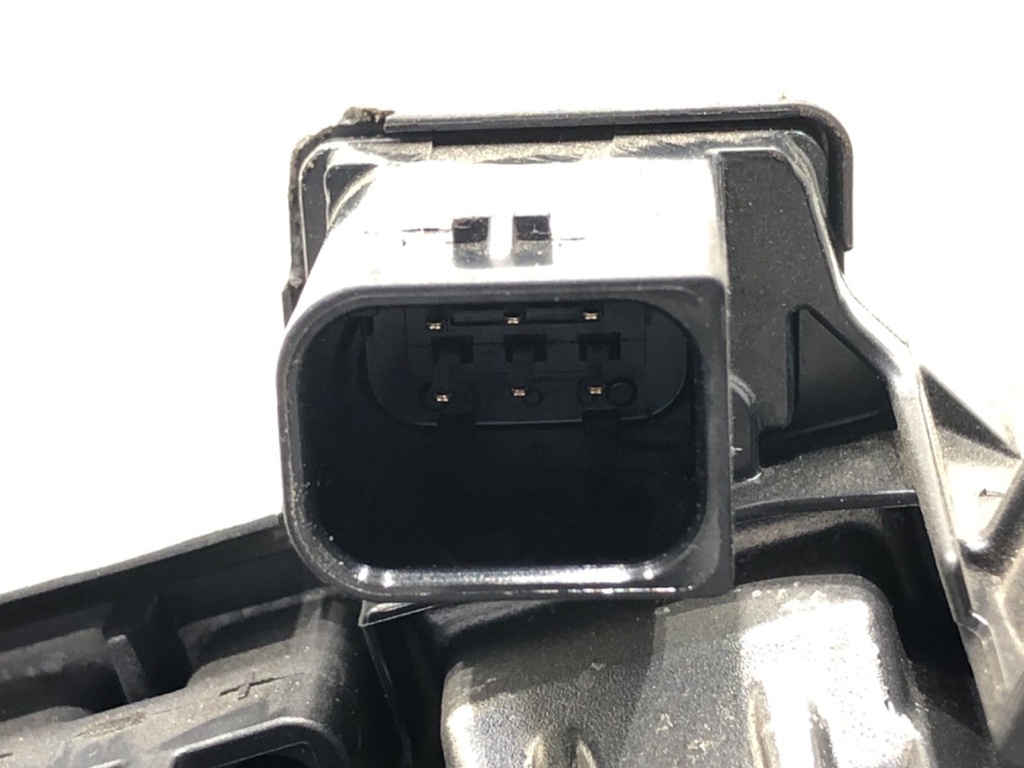 STARK-942219-4