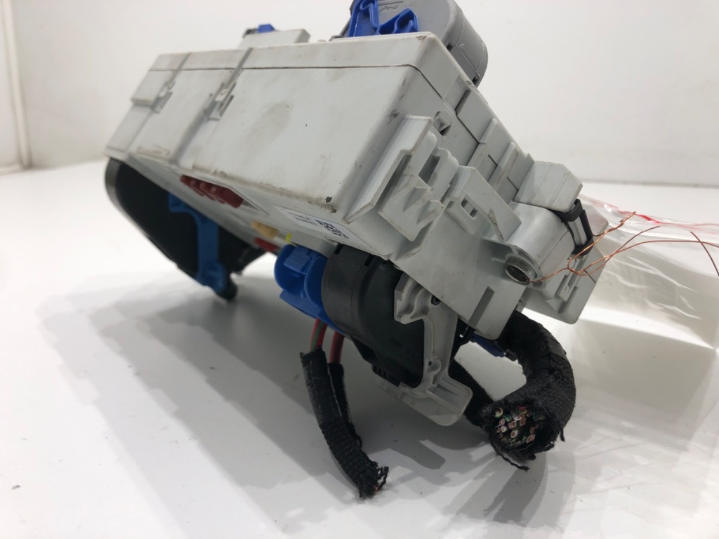 STARK-687052-1