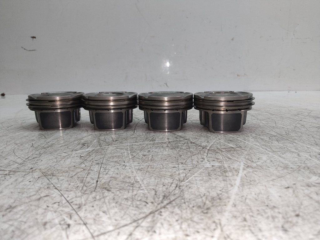 [MTD-534697] Juego de 4 pistones Hyundai i30 G4FJ